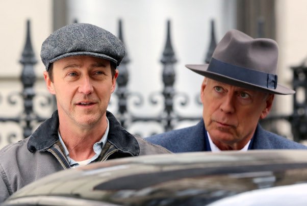 Edward Norton'ın hem yönetmenliğini hem de başrolünü üstleneceği "Motherless Brooklyn" filminin vizyon tarihi 1 Kasım 2019 olarak duyuruldu.