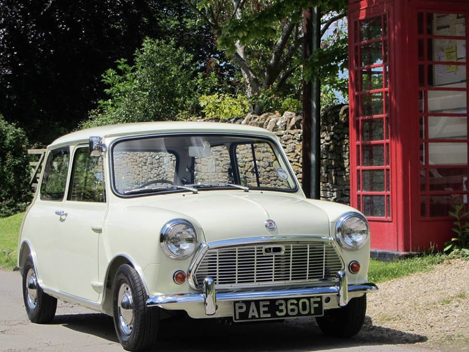 minisportltd's tweet photo. Having a nosey through the entries we've already received for #MiniActionDay's 'Top 60'!

Check out this beauty... Sandra Britton's Mk2 Mini - owned since 1999, restored by herself!

There's still time to get your Mini entered &amp; check out the competition:
https://t.co/oTrslXasi4 https://t.co/sELtVpSjNE