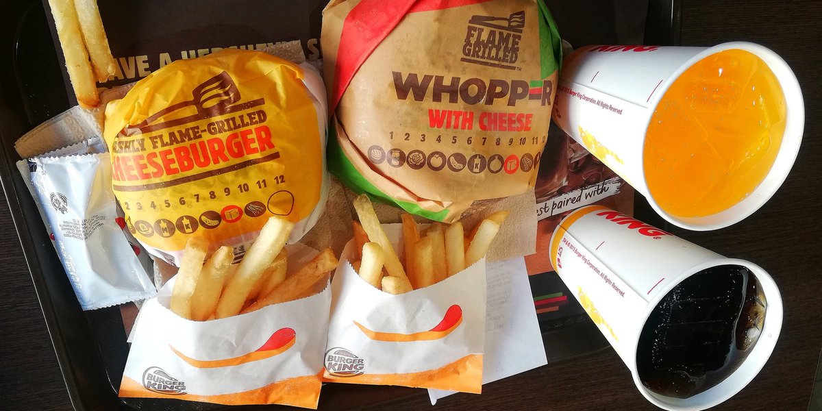 pasolatidoo's tweet photo. What the fvck! @burgerkingph is the best burger's of all time. Yeah! π #MarksBetter https://t.co/ZZffqExPLl