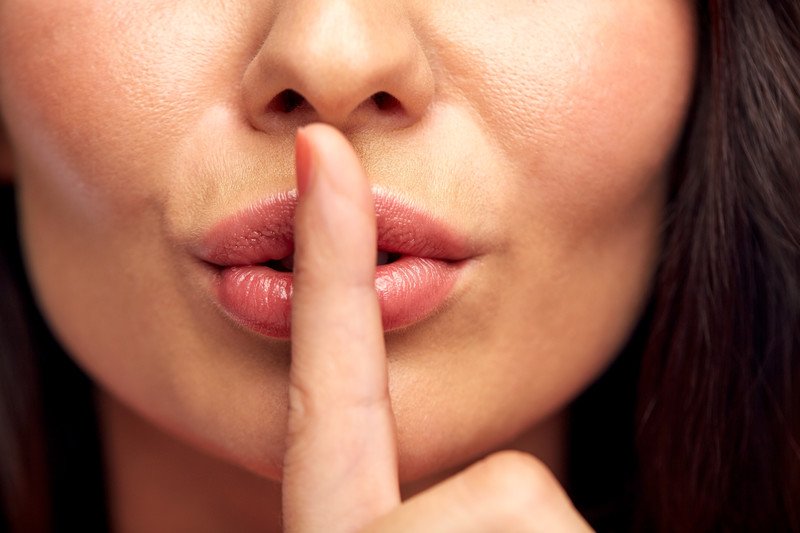 Yogaenred's tweet photo. Niñas malas (o el yoga no es el limbo ni se le parece)
Hace poco una yoguini expuso su opinión contra la violencia que inunda el discurso de algunos políticos, y rápido se vio frenada por los comentarios. Escribe #PepaCastro.
➡️ https://t.co/wuA1bWIfzv
🕉️ #Yoga #YogaenRed https://t.co/a19QvoT0Mf