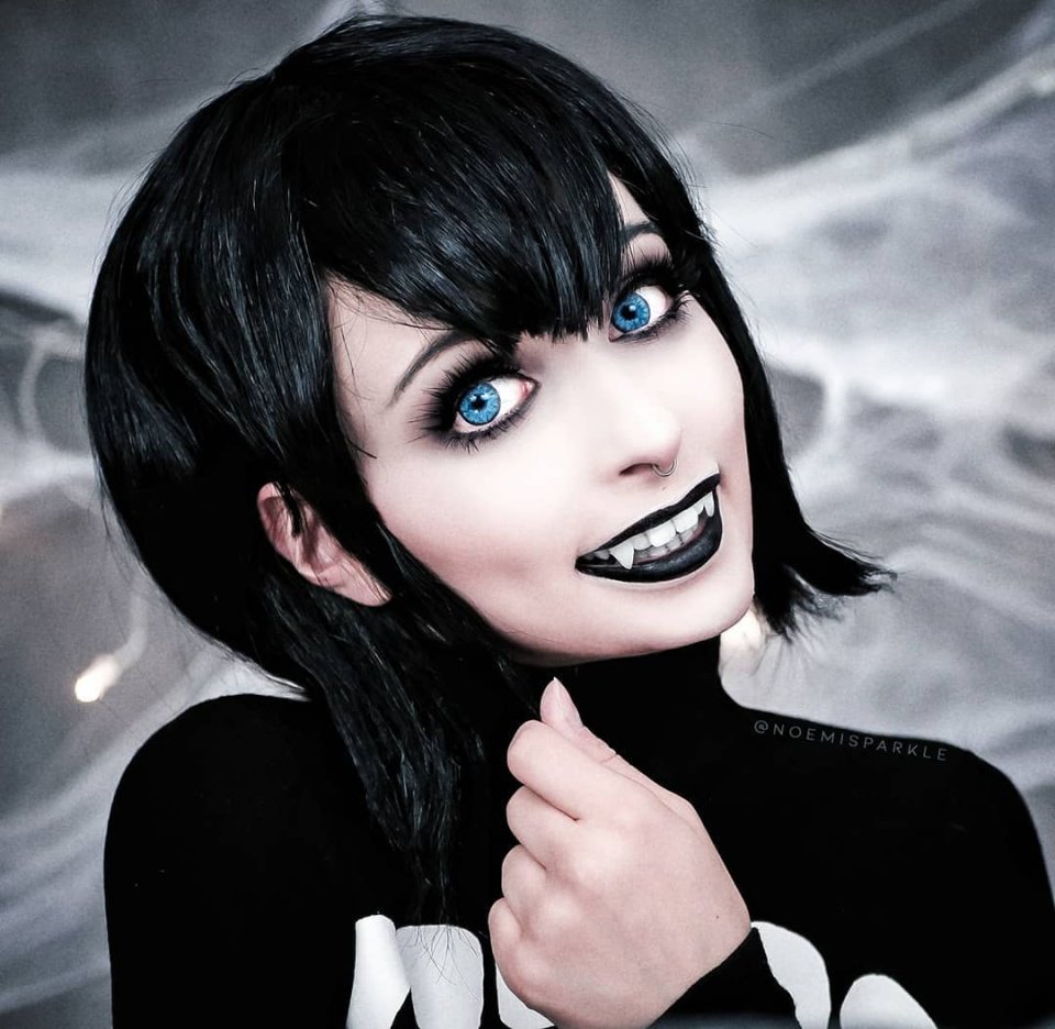 Nyacos Jp En Twitter 可愛いメイヴィス コスプレ Noemisparkle Instagram モンスター ホテル メイヴィス コスプレ Cosplay