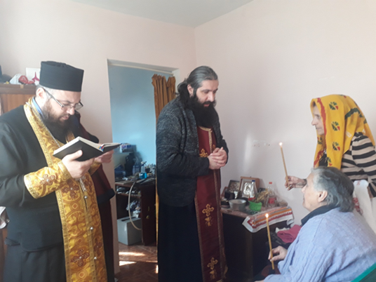 LChernovetskyi's tweet image. Most of the beneficiaries of our Fund's "Home Care" program are bound to bed.
At our request and with the support of our Patriarchate, Father Foma and Father Konstantine held Baptism ceremony for Balakhadze Tina on January 31. Loberta Turashvili confessed and viactiumed.
#Charity