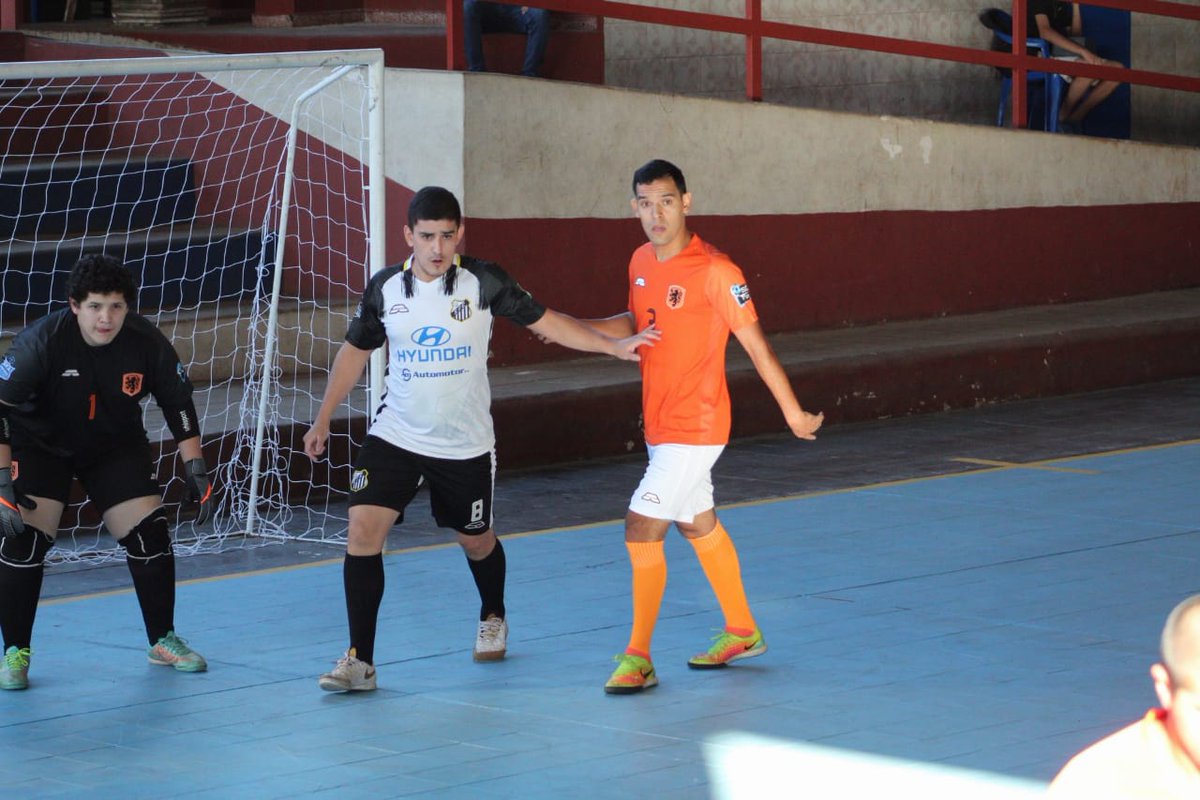 Holanda010ExaSP's tweet photo. Ph : @Purofutsalpy https://t.co/fDYdEedZdt