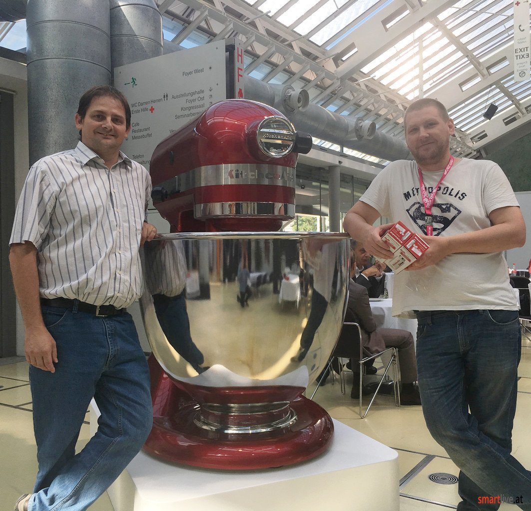 smartlive_at's tweet photo. Markus und Jochen zu Besuch bei KitchenAid. https://t.co/U4gV4cF6ql