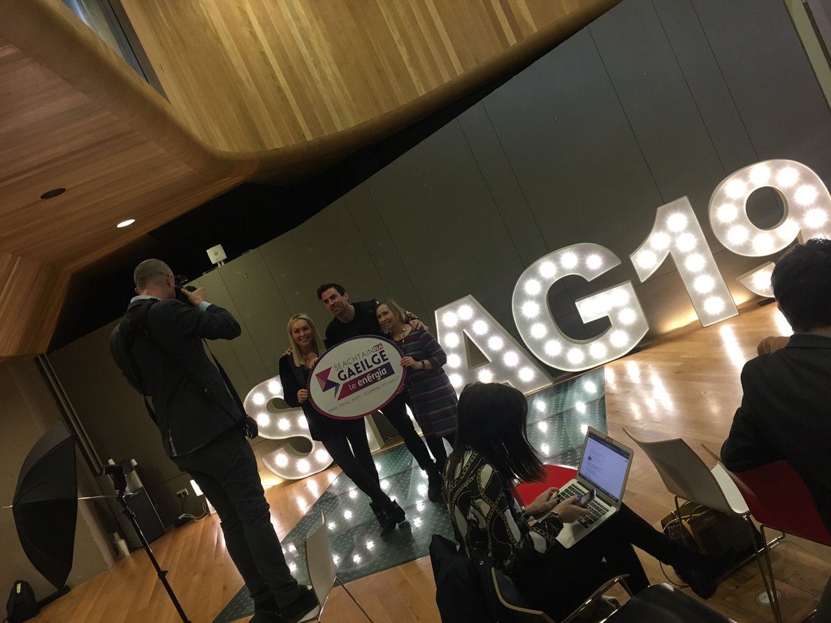 Bliain na Gaeilge (@gaeilge2018) on Twitter photo "Just trying to get into that day-to-day thing, using whatever I can, with the imreoirí eile in the dressing room" - Michael Darragh MacCauley <a href="/MDMA_9/">Michael D Macauley 🍉</a>, ambasadóir #SnaG19 "Just trying to get into that day-to-day thing, using whatever I can, with the imreoirí eile in the dressing room" - Michael Darragh MacCauley <a href="/MDMA_9/">Michael D Macauley 🍉</a>, ambasadóir #SnaG19