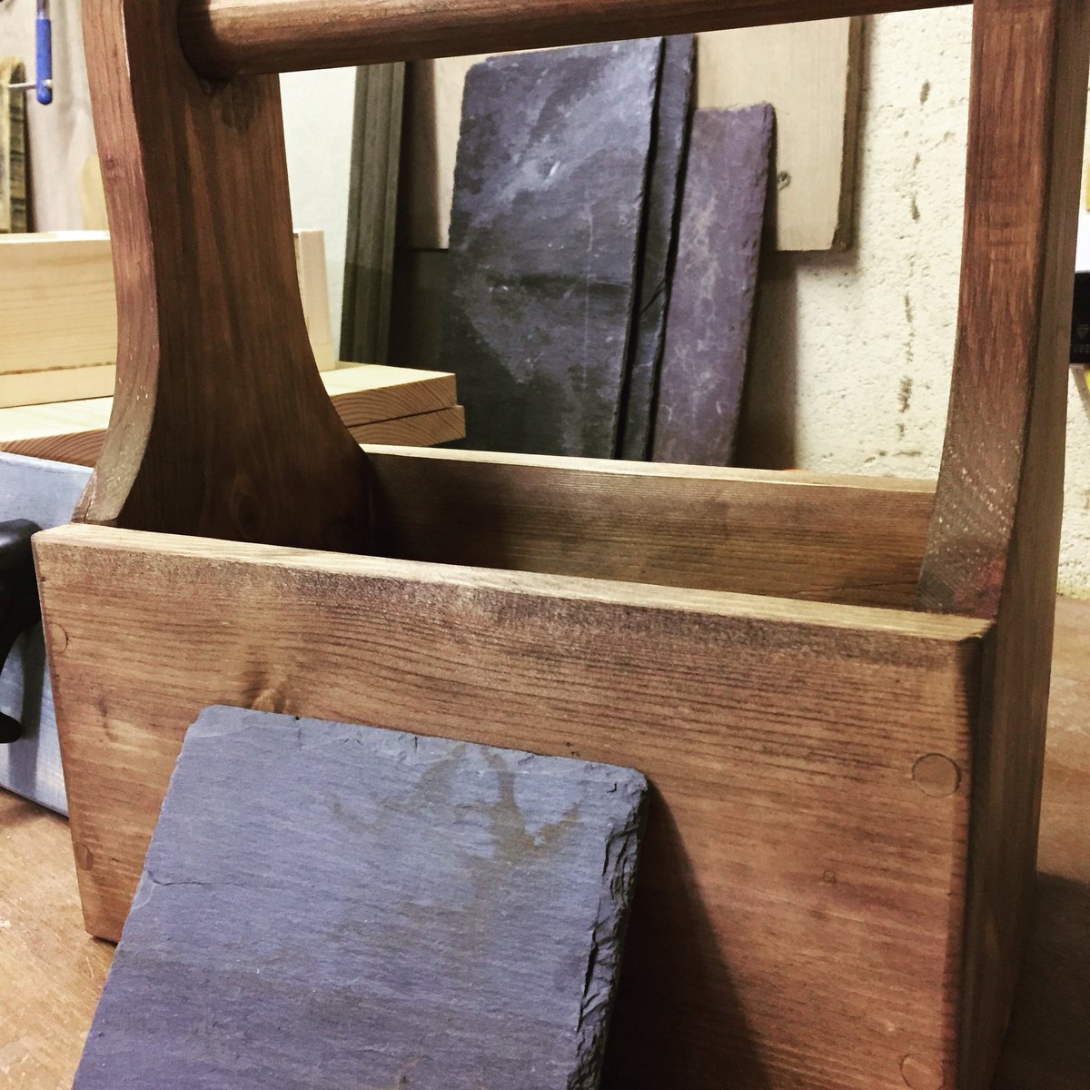WoodbeCreate's tweet photo. It was a busy weekend of creating! #hooks #dogs #smallbusiness #homedecor #handmade #beercaddy #logslice https://t.co/vgiAuHaBgU