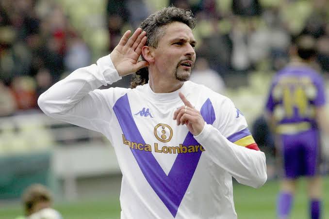 Roberto Baggio is 52. Happy birthday legend. 