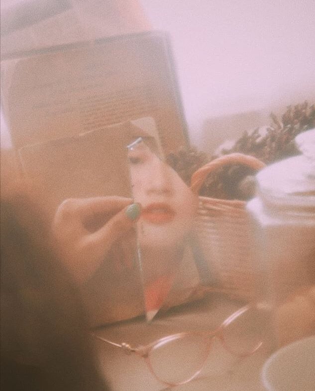 kdyyyyy2's tweet photo. ภาพเดี่ยวๆก็มีนะ สวยมากๆ เราชอบการแต่งภาพแบบนี้มาก ฟุ้งๆเหมือนเทพนิยาย ;-; https://t.co/kJTNrF1AEc