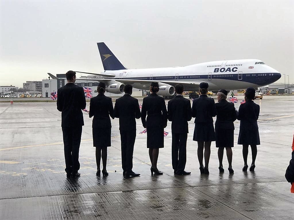 AVGEEK ALERT!✈️ As part of <a href="/British_Airways/">British Airways</a> 100th birthday celebrations Heathrow Airport welcomes the arrival of the #BOAC retro painted 747! #B747 #BA100 #avgeek #aviation