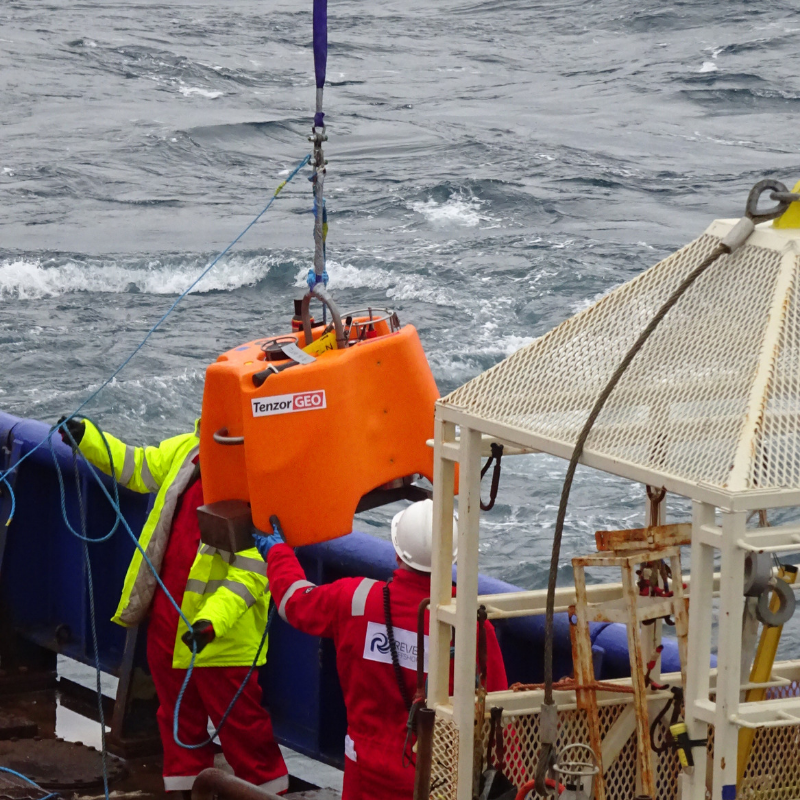 netzero_tc's tweet photo. #TechXAlumni In 9 months, @TenzorGEO Ltd have taken their technology from idea to field trial, mobilising this week to a North Sea oil field! 

TenzorGeo’s tech accurately identifies hydrocarbon deposits - saving both exploration and appraisal campaign time and cost. https://t.co/eJubO8sEe2