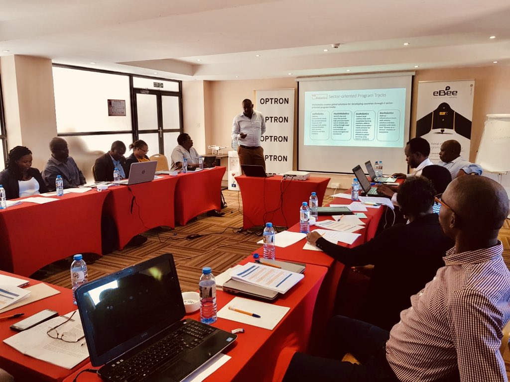 Drones in forestry dialigue workshop by <a href="/FAOKenya/">FAO in Kenya</a> under the auspices of <a href="/Kenyaflyinglabs/">Kenya Flying Labs</a> in Machakos <a href="/WeRobotics/">WeRobotics</a> #dronesforgood