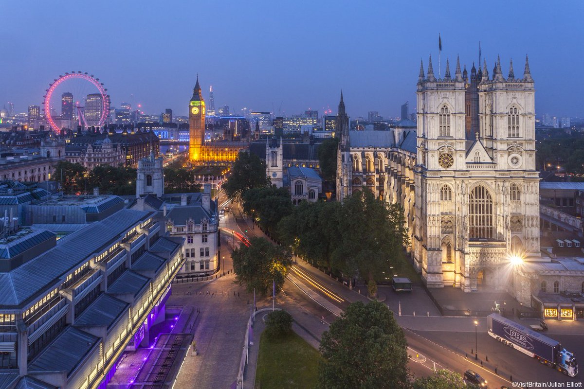 England’s capital city ranked as the world’s second best destination at @TripAdvisor traveller awards 🏆#London bit.ly/2GO1meq