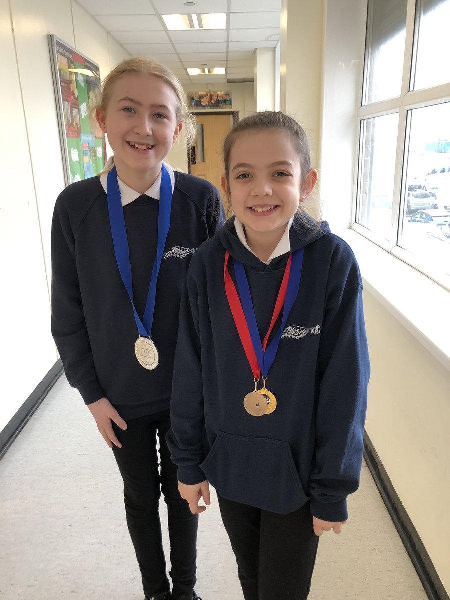 Llongyfarchiadau i Ella Edwards am gyrraedd y rownd nesaf (i’w gynnal yn Arizona) ym mhencampwriaeth cenedlaethol Hip Hop. Ac hefyd  Evie Barr am ennill cyntaf gyda thîm ac ail fel rhan o bedwar yng nghystadleuaeth dawns WDO. 🎉👍🏻💪🏻