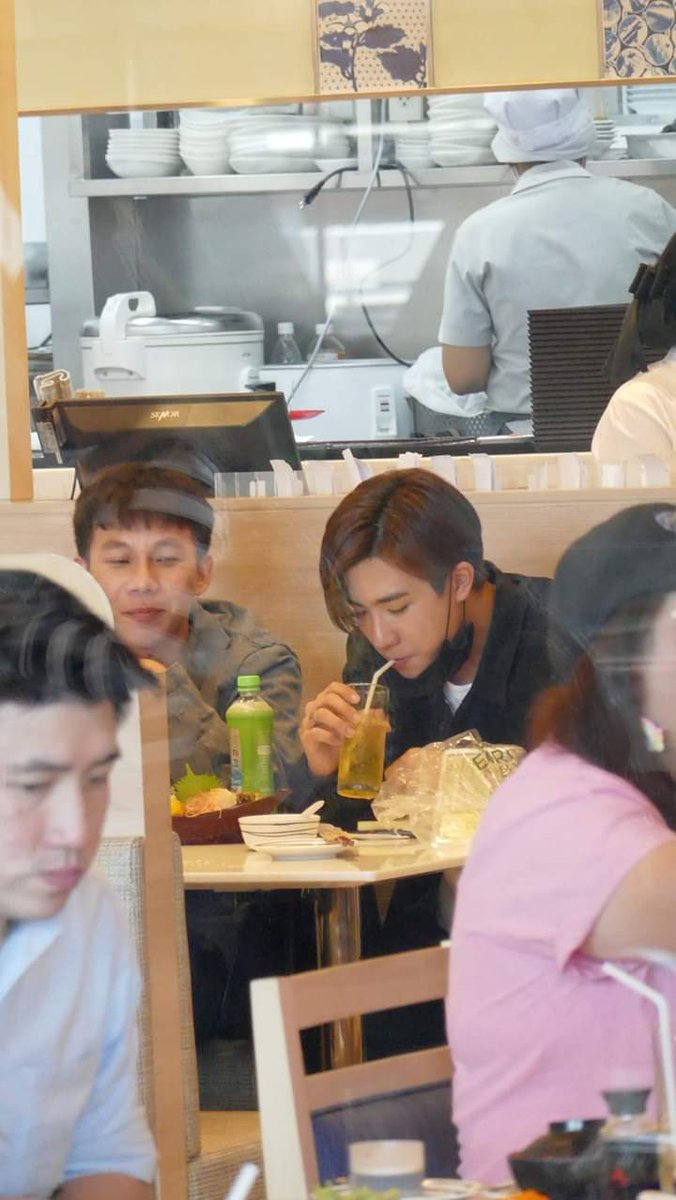 NntPerth's tweet photo. คุณจะรู้ตัวไหมว่าคุณคือผู้มีอิทธิพลต่อหัวใจ❤

#รอยยิ้มของชูครีม
#PrinceOfPerth
@perthppe
🙏ขออนุญาติเจ้าของภาพนะคะ🙏 https://t.co/Fs7O0a5xE6