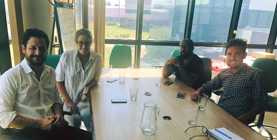 AgenciaIyE's tweet photo. #Institucional

Nos juntamos con @MauriNavajas de @Broodery1 , la primera incubadora de #videojuegos de Córdoba. Conversamos sobre los desafíos de esta industria, sobre los programas de la Agencia y las oportunidades disponibles para los proyectos y su incubadora. https://t.co/HSSHP2ACHj