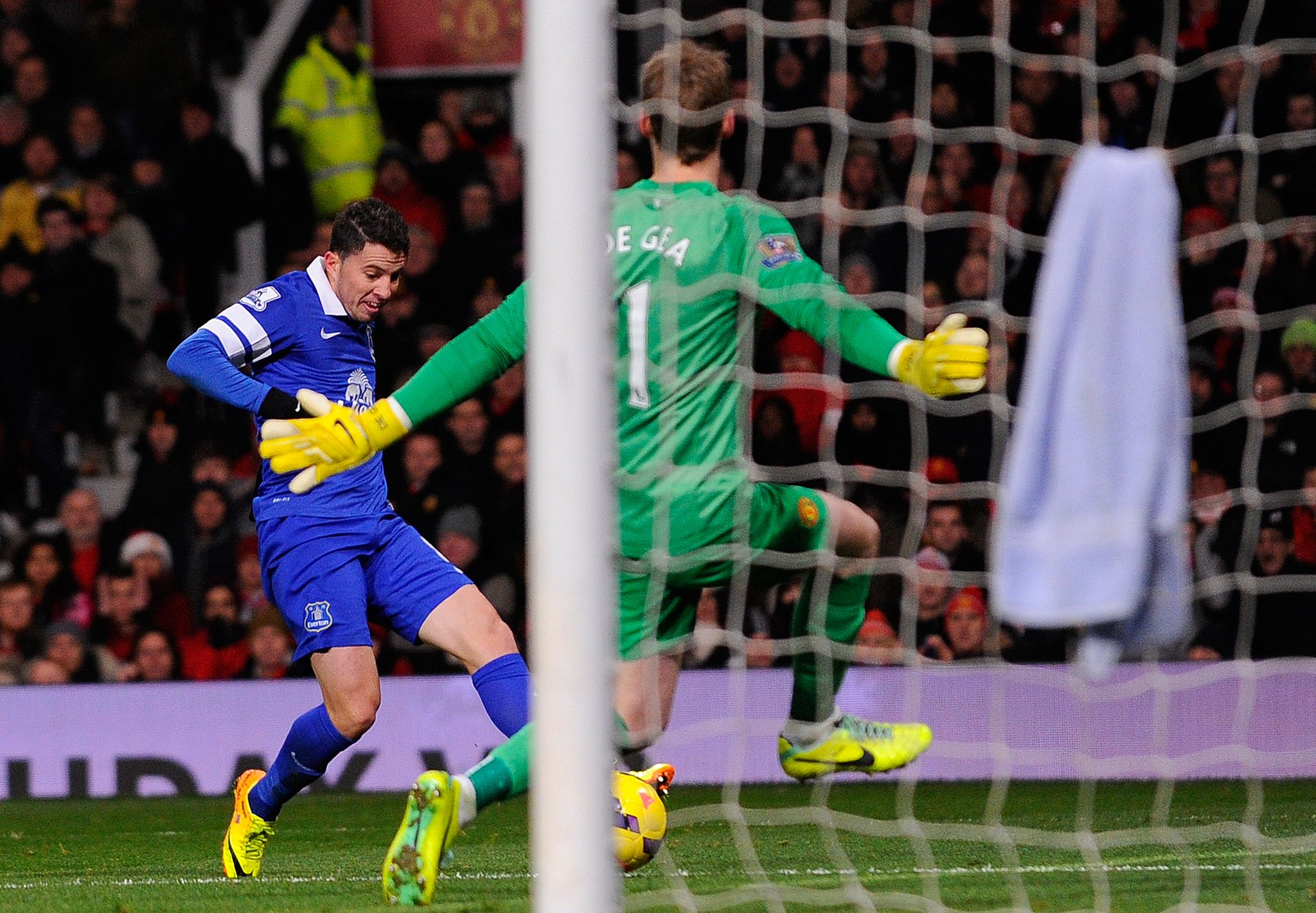 Happy 29th birthday to former Everton full-back  Oviedo baby, Oviedo woah!  