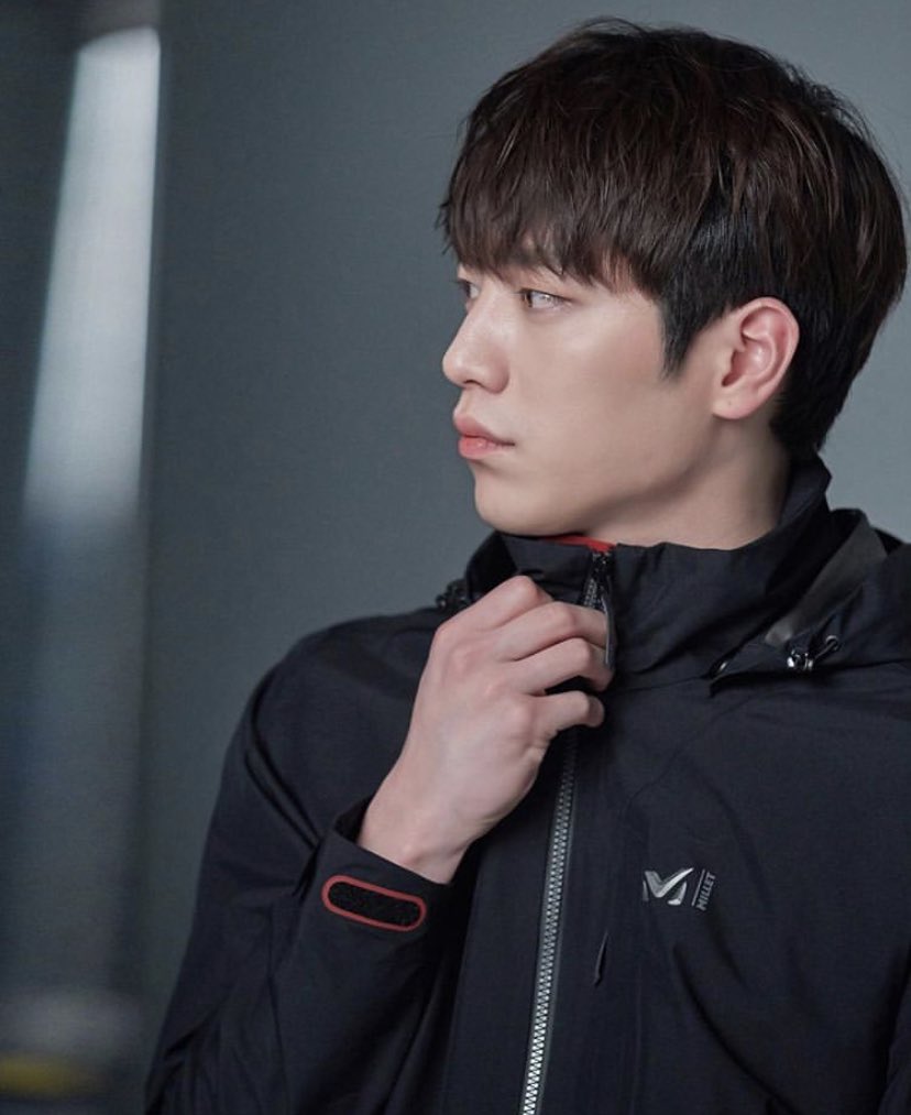 yumitch_kj's tweet photo. Millet 2019 SS
ガンジュンのイケメンが止まらない♡
神がかってるやん♡♡
#5urprise #서강준  #SeoKangJun #seokangjoon #ソガンジュン  #서프라이즈 https://t.co/GCYkm4iGvQ