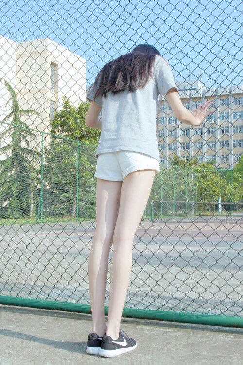 なちょす على تويتر 白くて女の子らしい体になりたい