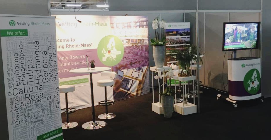 Onze stand is klaar! Zien we u vanaf morgen op de <a href="/HortiContact/">HortiContact</a> in Gorinchem? Onze collega’s Anita Peters, Michel Tax en Nico Pubben komen in stand H141 graag met u in gesprek! #horticontact