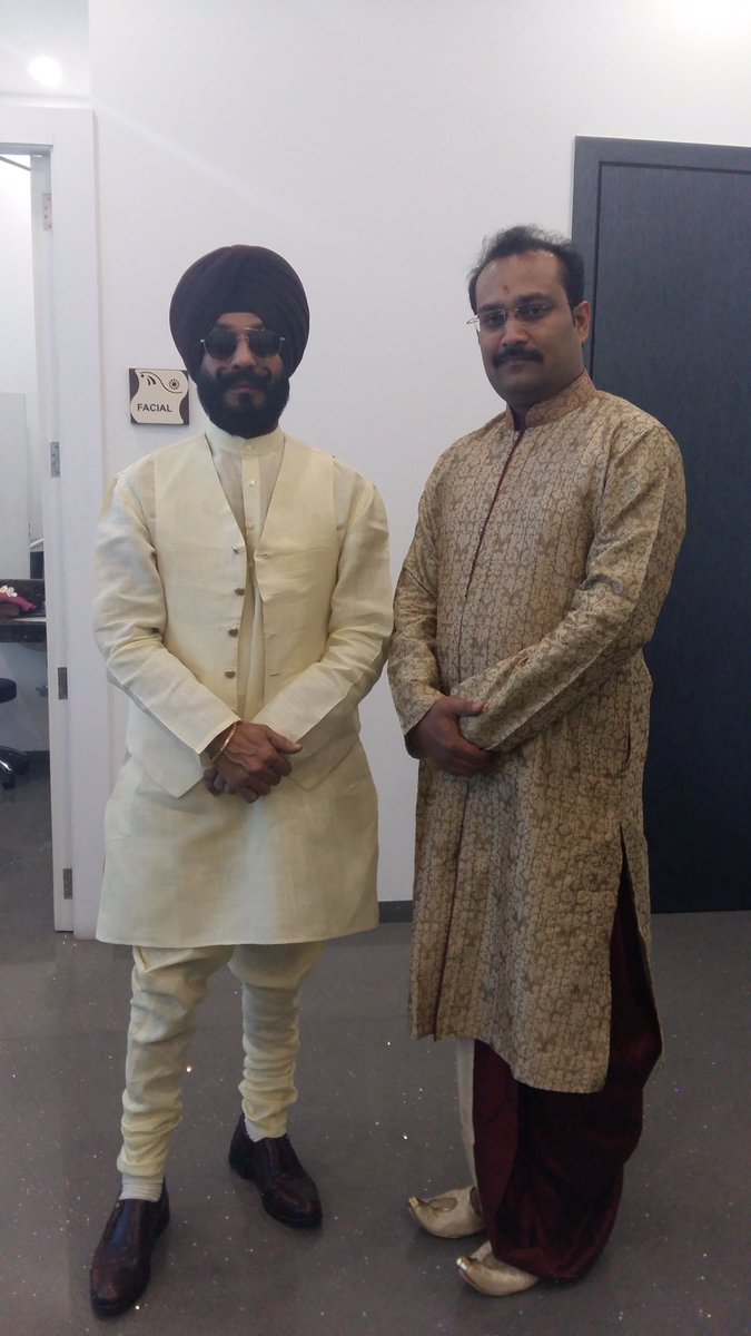 chiranjeevijety's tweet photo. #ManinderjeetSinghBitta Ji is the chairman of the All-India Anti-Terrorist Front, and former chief of the @IYC . He was made the president of @IYC by P. V. Narasimha Rao. @MSBitta1 Ji was a Minister in Punjab Govt in the govt of Beant Singh. #ChiranjeeviJetty #MsBitta #WithCJ https://t.co/m6sTECA0mJ