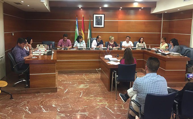 GranadaDigital (@granadadigital) on Twitter photo Otura reclama 1,3 millones de euros al Ministerio de <a href="/Haciendagob/">Ministerio de Hacienda</a> que considera retenidos "indebidamente"
👉 go.shr.lc/2SHcYH7
<a href="/AytoOtura/">Ayuntamiento Otura</a> Otura reclama 1,3 millones de euros al Ministerio de <a href="/Haciendagob/">Ministerio de Hacienda</a> que considera retenidos "indebidamente"
👉 go.shr.lc/2SHcYH7
<a href="/AytoOtura/">Ayuntamiento Otura</a>