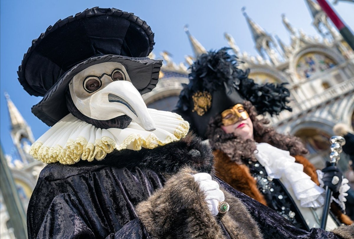myholidaygo's tweet image. Don&apos;t Miss The #VeniceCarnival2019
Occuring Between (16th February TO 06th March) !
Book Your #Hotel Room Now and Have a Great Holiday!
Find the Perfect Price in Our Website. 
#MyHolidayGo
MyHolidayGo.com
#Italy
@Venice
@Italia