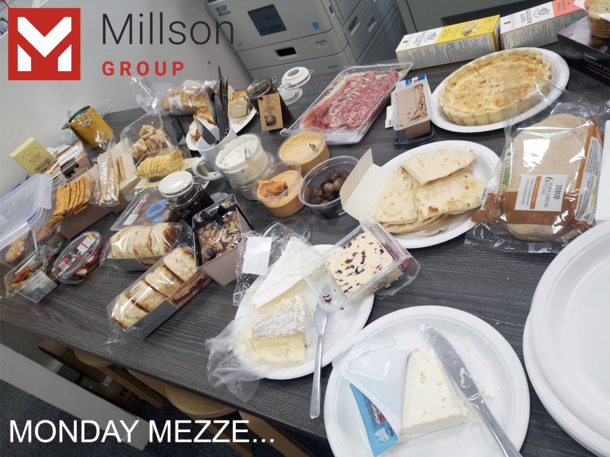 Nothing brings the team together like a spot of lunch. This month, we’re enjoying a bit of team bonding by sharing some delicious snacks. #MondayMotivation #TeamBonding