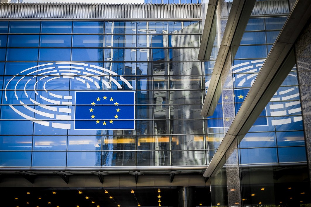 🔸Erasmus
🔸Handel
🔸Klimawandel
🔸Migration
🔸Fahrzeugsicherheit

Mit diesen Themen befassen sich die EU-Abgeordneten diese Woche
➡️eptwitter.eu/qgtC