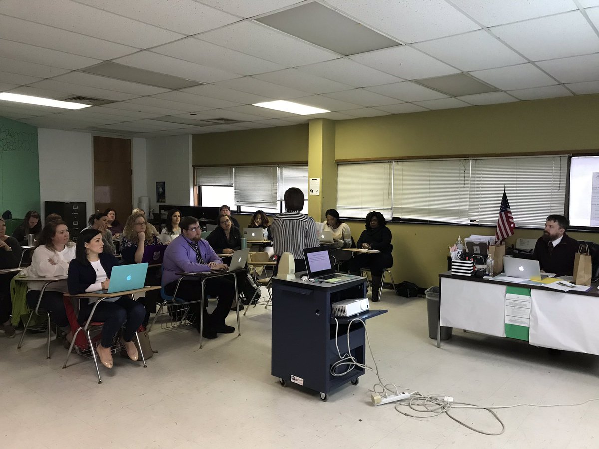 Pirateamy95's tweet photo. LCPS is hosting its Winter Workshops today. CTE Teachers from across the district are among the presenters for multiple areas including career awareness, Nepris, Grant Writing, and hands-on learning! #nccteSE #STEMeast #CTEworks #CTEMonth #lcpsnc https://t.co/VJxwtn7IwM
