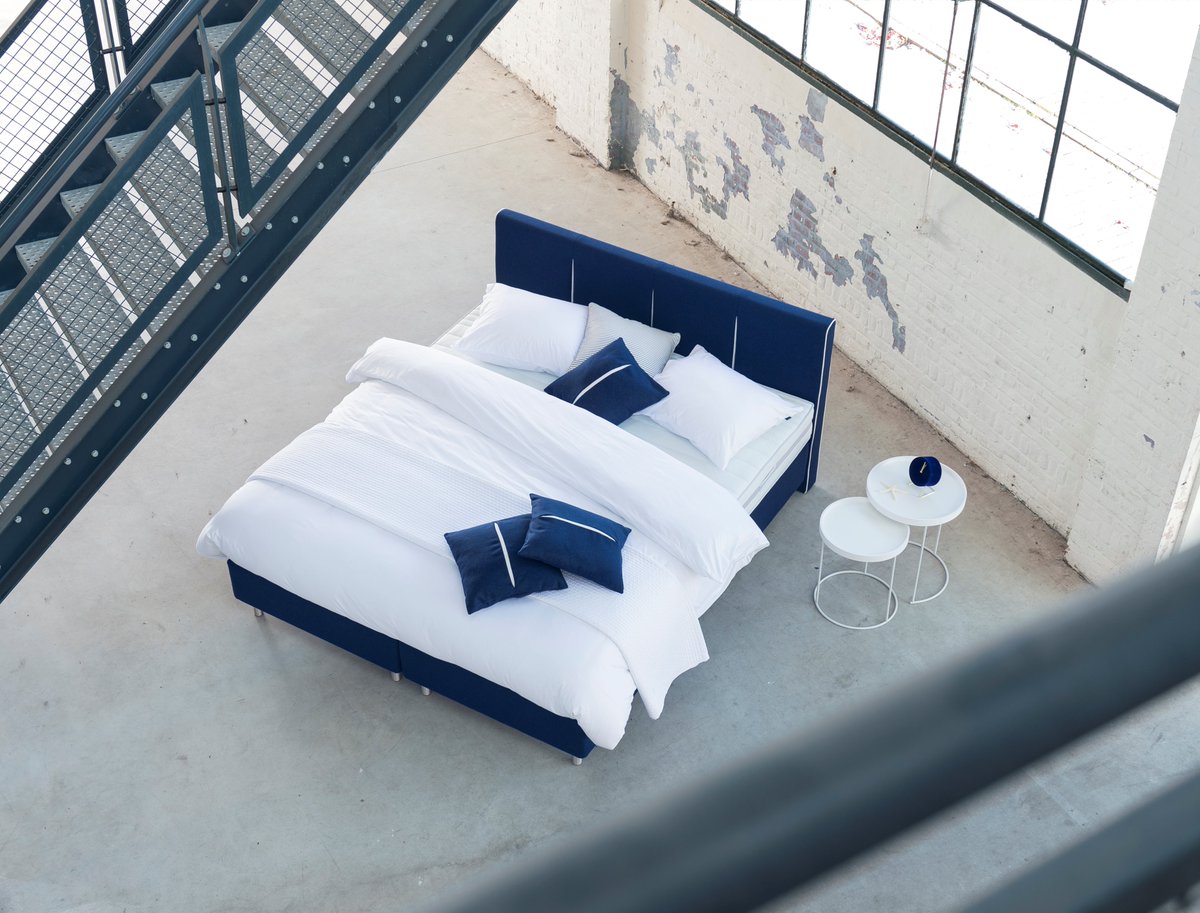 Eastborn_Slapen's tweet photo. Ons nieuwe seizoensbed Topaas staat voor je klaar om heerlijk uitgerust wakker te worden! #eastborn #topaas #seizoensbed #uitrusten https://t.co/pFZQVtBnEF