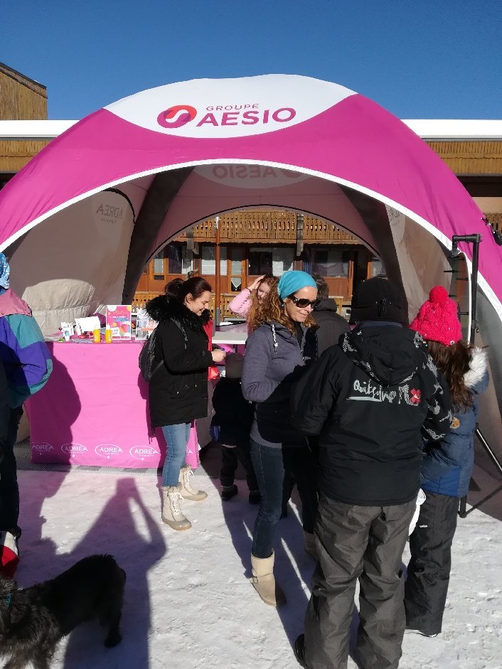 FondationAesio's tweet photo. Petits et grands, RDV jusqu'à jeudi 21/02 de 10h à 17h à @LaPlagne pour une animation sur la prévention solaire 🌞 pour #ChaqueJourÊtreBien avec ADRÉA @GroupeAesio et @GustaveRoussy https://t.co/RMsOvYERgV