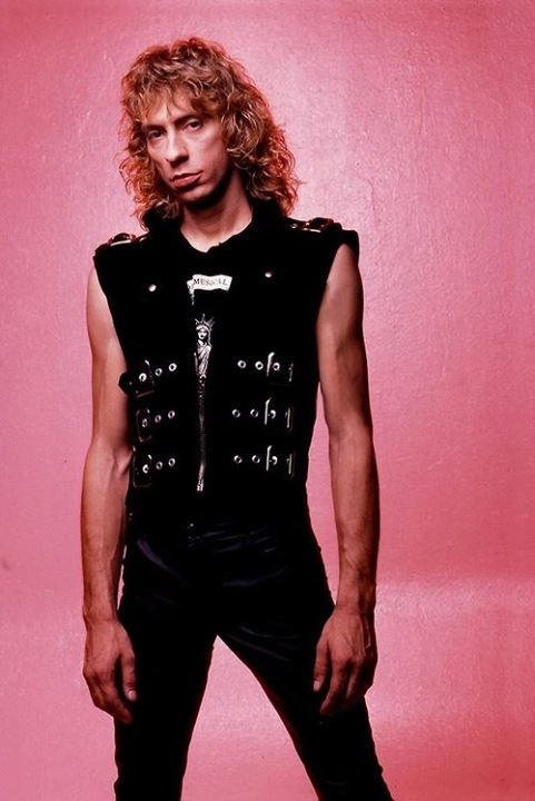 MosheOrtiz's tweet image. #Efemérides del #Rock 18 de febrero de 1958 nace #GarSamuelson fue baterista de la banda #Megadeth entre los años 1984 y 1987.