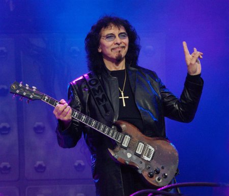 Happy birthday mr. Tony Iommi
February 19, 1948 