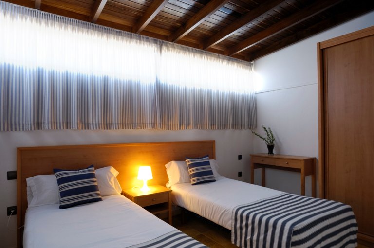 VIKHotelsGroup's tweet photo. ¿Has visto las habitaciones del VIK Coral Beach?
 Todas las Villas tienen 2 espléndidas habitaciones.
 #WeLoveVIK 💖 #TurismoLZT  @VIKHotelsGroup #islascanaria 🌺 #VIKExperience https://t.co/8xHCs0zEKs