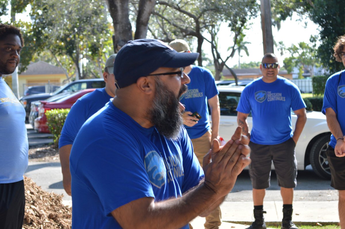 MiamiBridge's tweet photo. Thank you to our youth, staff, and volunteers from @FIU, @missioncontinue and @NationalMANRRS SoFlo for joining Alecia Rodriguez and her Sadie's Kids team as they planted, painted and polished our Homestead youth shelter to give it a new look. #MiamiBridge #BridgeKids https://t.co/dP4mxW13Qy