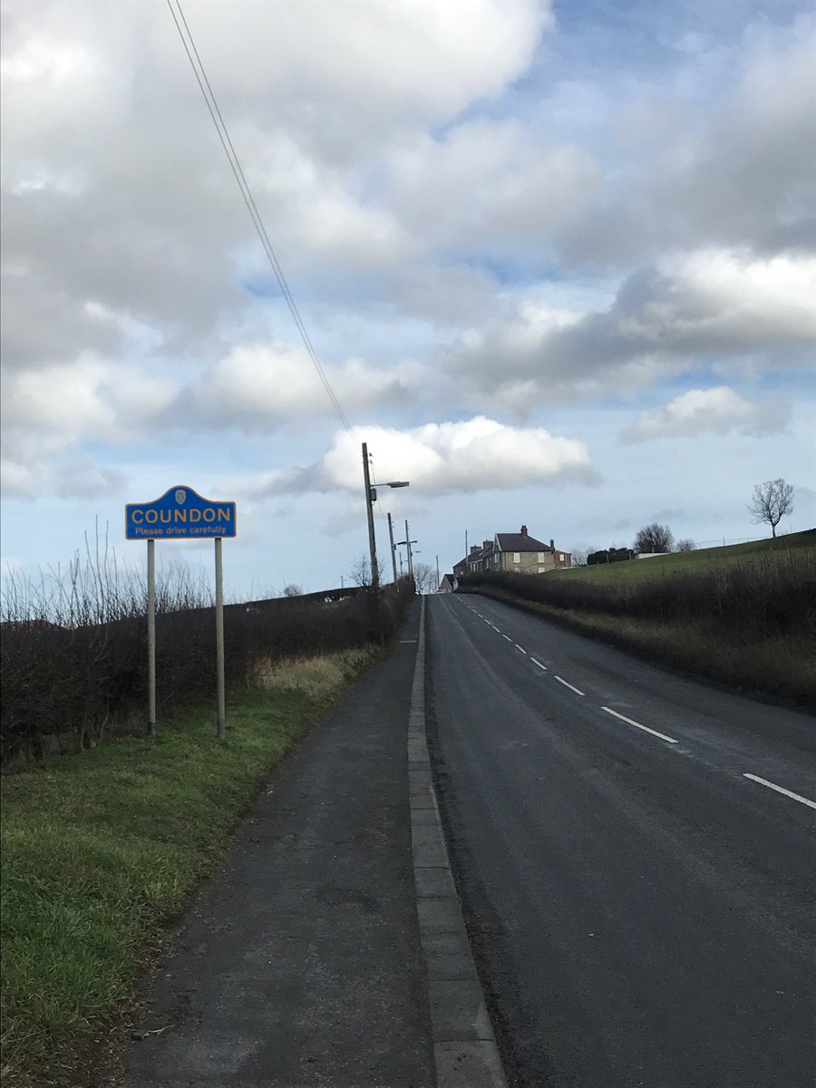 BishopNPT's tweet photo. Today PCSO’s have patrolled Cockton Hill, the Town and Coundon on foot checking the hotspot areas for anti-social behaviour #communitypolicing https://t.co/Ba9nNmUFuR