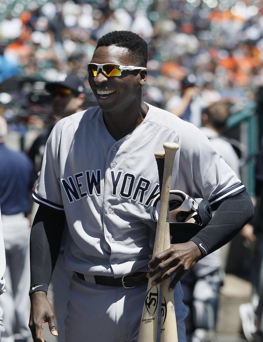 Louisville Slugger (@sluggernation) on Twitter photo Reasons to smile:
1. It's <a href="/DidiG18/">Sir Didi Gregorius</a>’s birthday.
2. We're giving away a Didi-signed #MLBPrime bat.
RT to wish Didi a happy birthday and for a chance to win. Reasons to smile:
1. It's <a href="/DidiG18/">Sir Didi Gregorius</a>’s birthday.
2. We're giving away a Didi-signed #MLBPrime bat.
RT to wish Didi a happy birthday and for a chance to win.