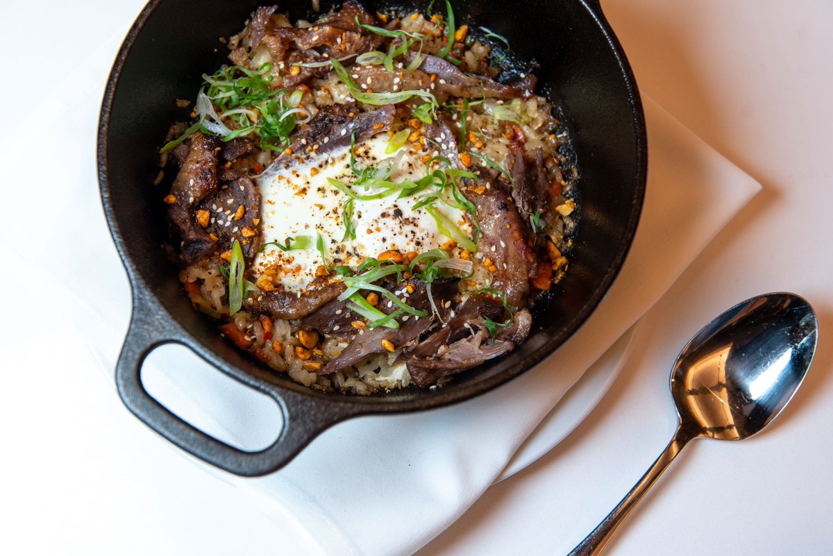 Baked Eggs, Tamarind Sauce, Fresno Chilies and Spiced Peanuts make up the layers of our Crispy Duck Rice. It's the hearty lunch you didn't know you needed, until now.
#AgricoleHospitality #IndianolaHTX