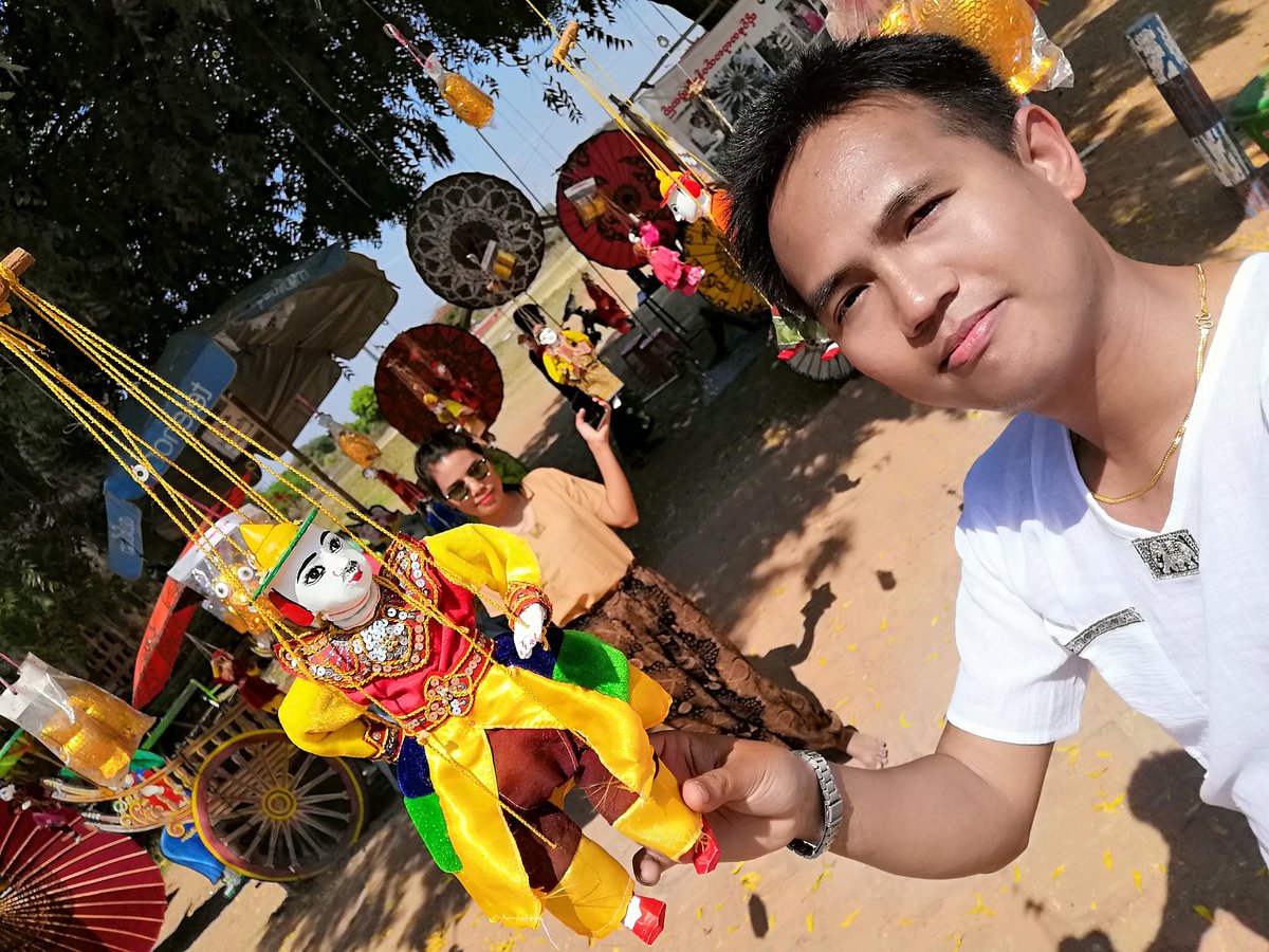 AungKoKoSann1's tweet photo. https://t.co/i8Fq6Z8qNw