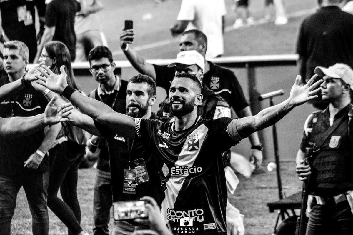 Colina_1927's tweet photo. CAPITÃO - XERIFE - REI DE ROMA 💪🏼5️⃣ https://t.co/CFxZmG1NAP