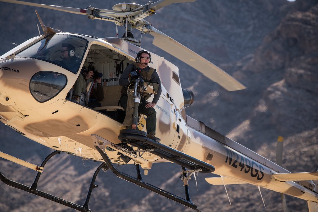 TimKennedyMMA's tweet image. It was at this moment that I realized that I do in fact have the best job in the world...... (totally lying it was a decade ago in Iraq). #freedom #alwaysbeready #beltfed #m249 #battleproven