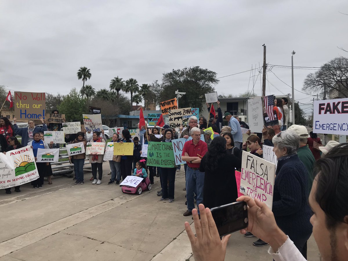 El Valle speaks out against the false narrative being spread by the current administration.  #FakeNationalEmergency #NoBorderWall #PoetsAgainstWalls #RevitalizeNotMilitarize