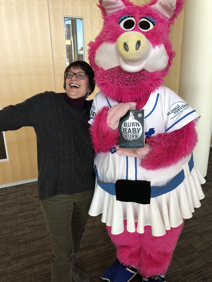Exciting morning today with @HamlineMFAC faculty member @Meg_Medina in town for Read Brave Saint Paul and to hangout with the lovely @mudonna. Thank you to @thefriends of the @stpaullibrary and @StPaulSaints for including us! #ReadBrave