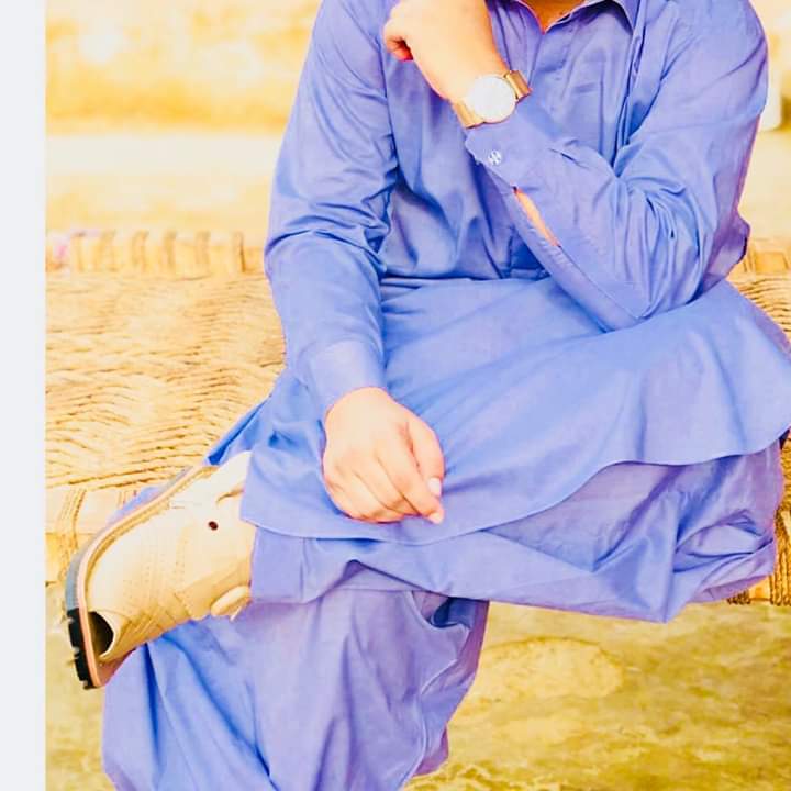 AftabAh85197817's tweet photo. #Daikh #larki✋👇
             .....
      #Attitude Na #dikha😊
     ......
Jitney #boys teri #frndlist mei hain...😉
     .....
Us sy #zyada #grlz meri #blocklist mein hain..😜 https://t.co/G7eEkOglU3