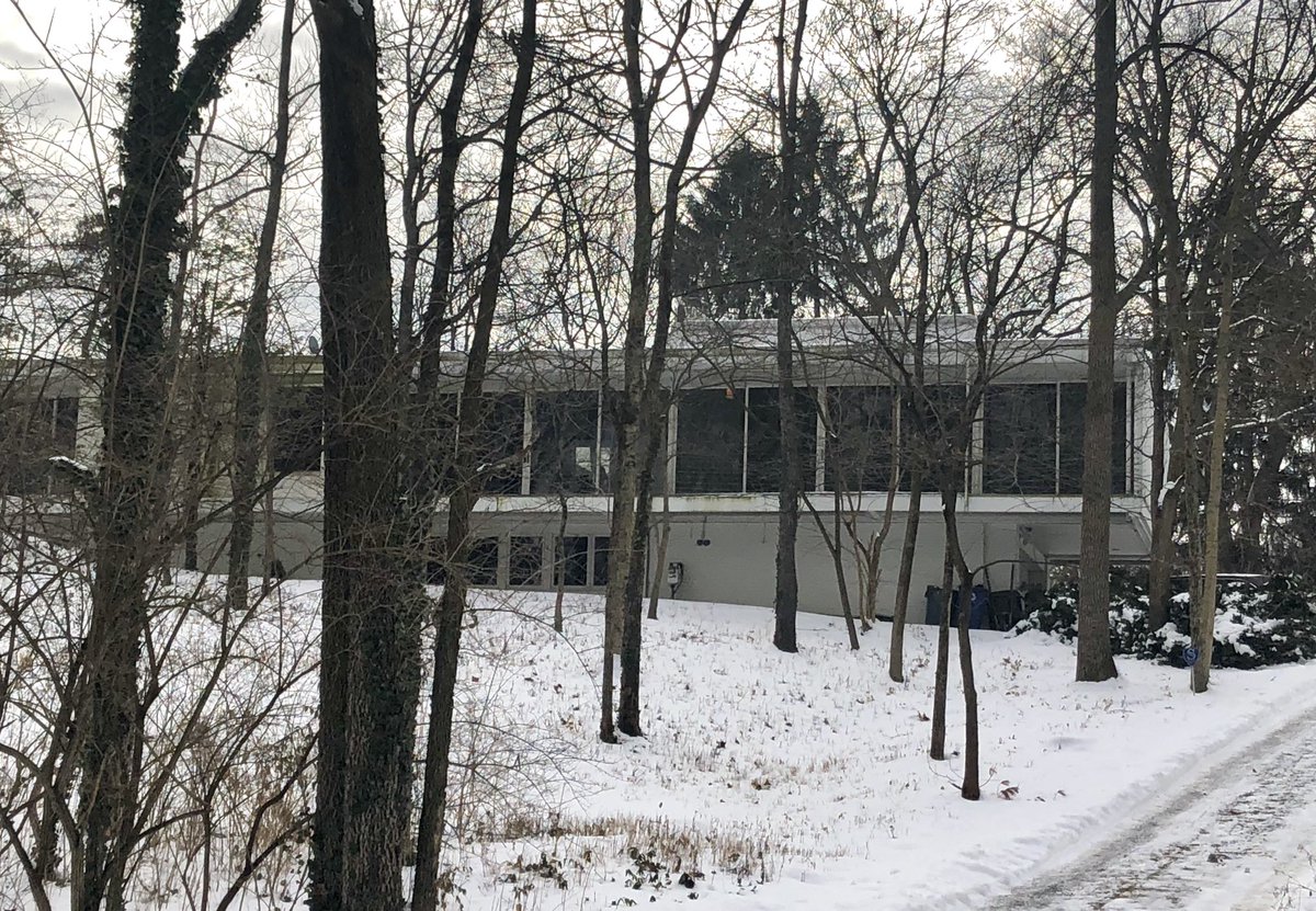 Two houses in Upper Arlington built in 1968, architects unknown