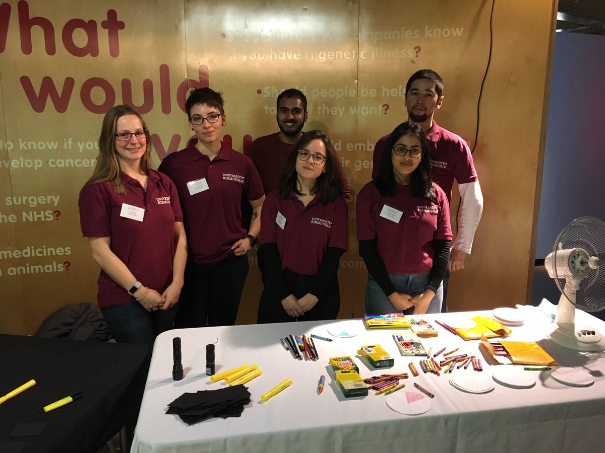 Tremendous effort from the ⁦<a href="/UoBSciPhy/">Sci-Phy</a>⁩ students at ⁦@thinktankmuseum⁩ in Birmingham today!