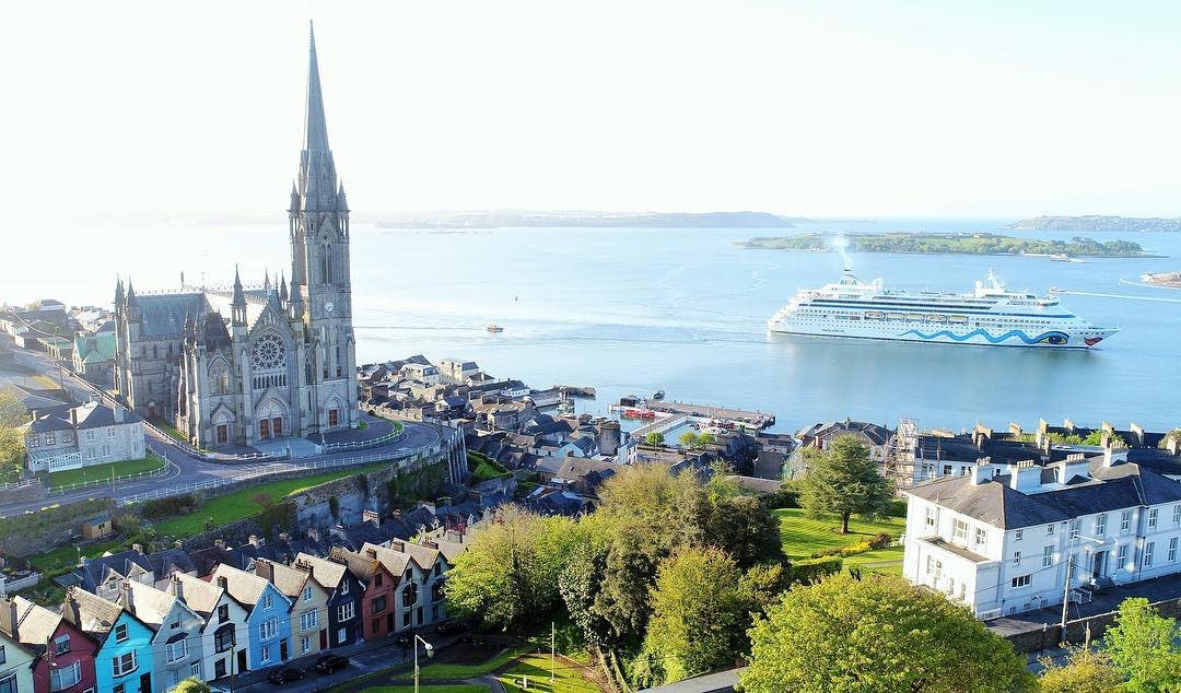 Tonight see the worlds 2nd largest natural harbour in all its glory, in episode 1 of 3 of a week of @RTENationwide @ 7pm.
Wednesday is Spike night!

@Corkcoco @pure_cork #Cork #Cobh @rte @BestofCork @CorksRedFM @EastCork1 #tellytonight