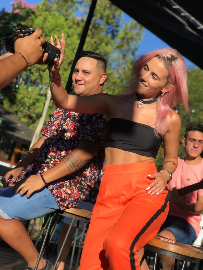 Conocen el parador de <a href="/picurba/">Picurba PicnicUrbano</a>? Estuvimos allí grabando el próximo video clip! En nuestro IG pueden ver más del backstage 🎬