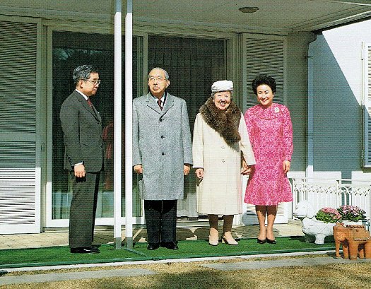 ルイーズ 良子さま女官だった北白川祥子さん 華子さまのおば様でもあるわ や 保科武子さんとか 美智子さんいじめたのかしら 何の記録にも残ってないのよ 今後記録が出てくる可能性までは否定しないけど 現状美智子さんいじめた証拠なんてないのよ