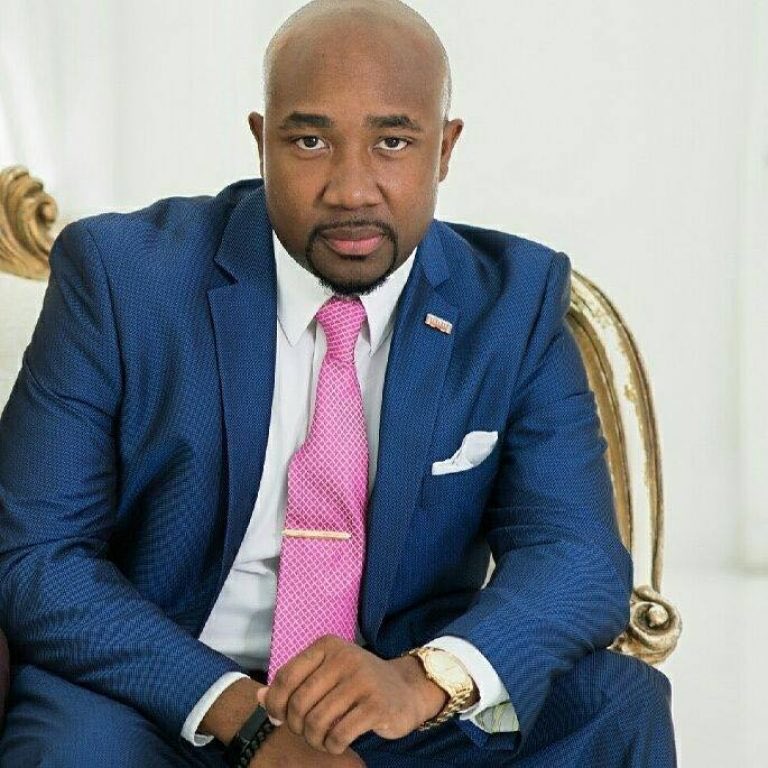 eqa_nola's tweet photo. Today’s forum guest is Johnathan Thomas aka JTTHEPUBLICIST. He is Larry Morrow’s publicist. https://t.co/tWsZ64NMMN